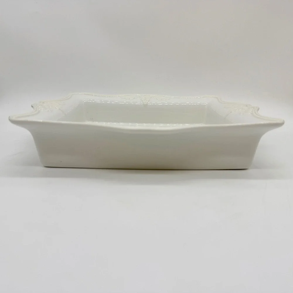 Lenox Butler's Pantry Square Baker Ceramic White Embossed‎ Serving Dish